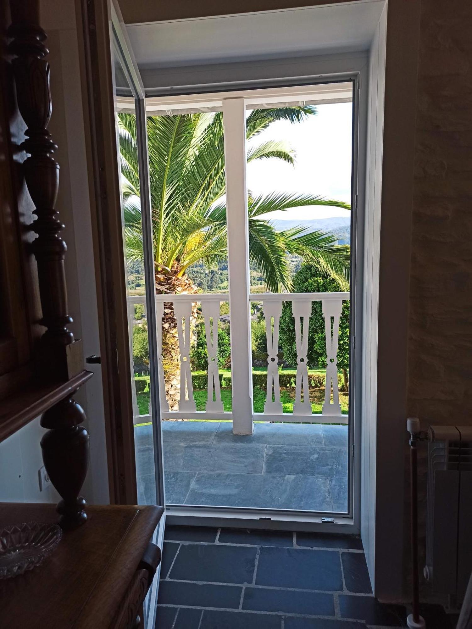 Apartamentos Minas De Silvarosa Viveiro Kültér fotó